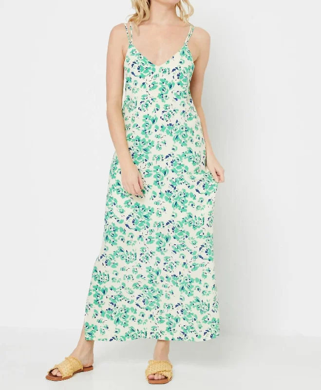Cara Dress In Creme Color block unclassified dresses
