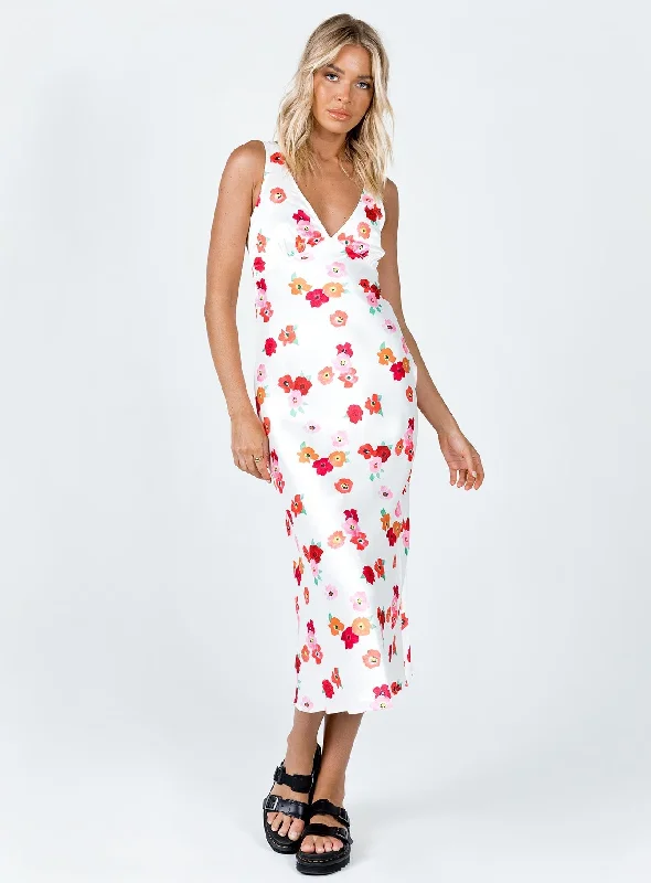 Nellie Maxi Dress White Floral Chic Maxi Dress