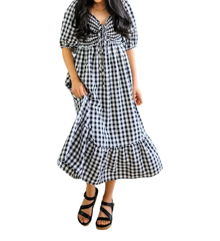 Greenville Gingham Maxi Dress In Black And White Maxi Skirt Outfit